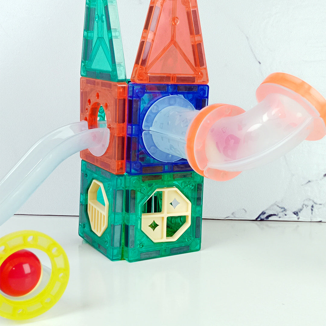 42-PIECE MAGBETIC BUILDING SET - Toys Wali Gali