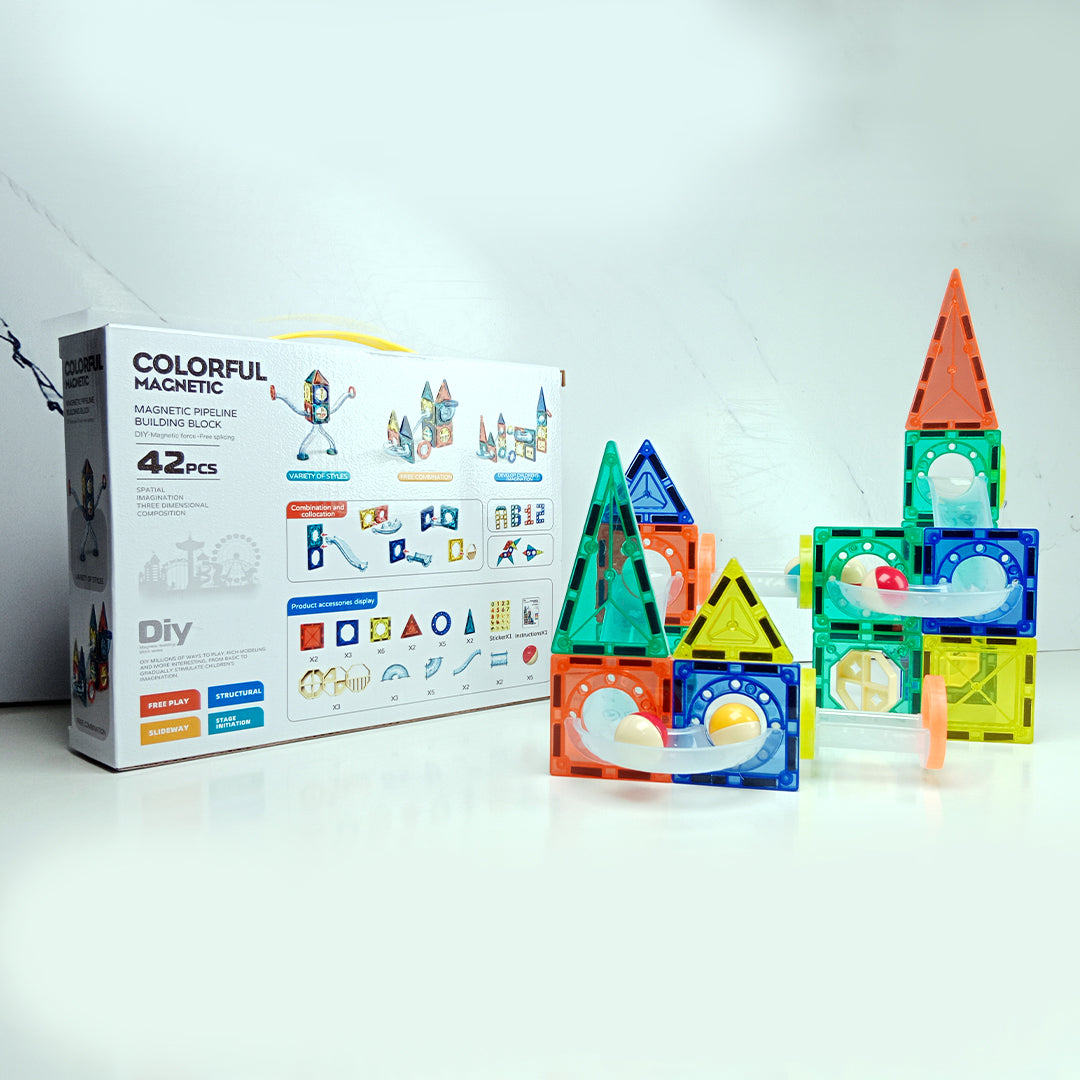 42-PIECE MAGBETIC BUILDING SET - Toys Wali Gali